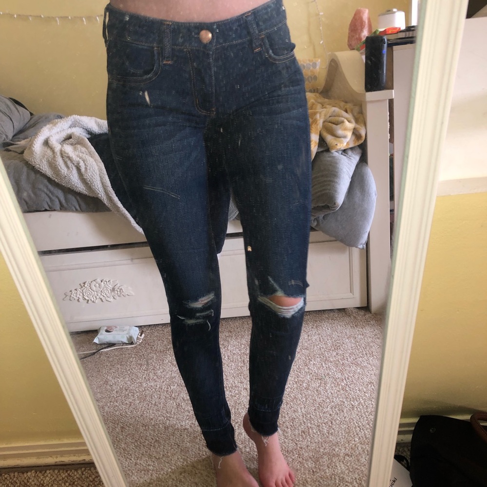 American Eagle ripped jeans